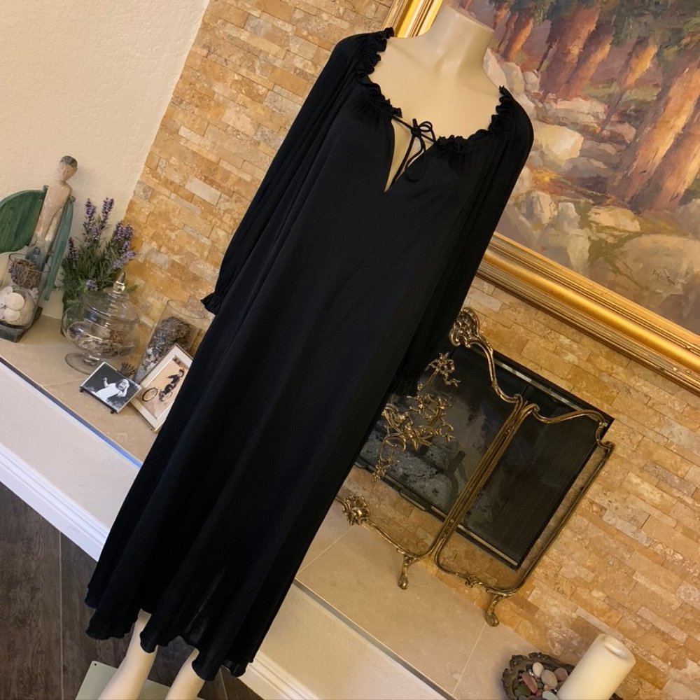 scott barrie NY: Gown